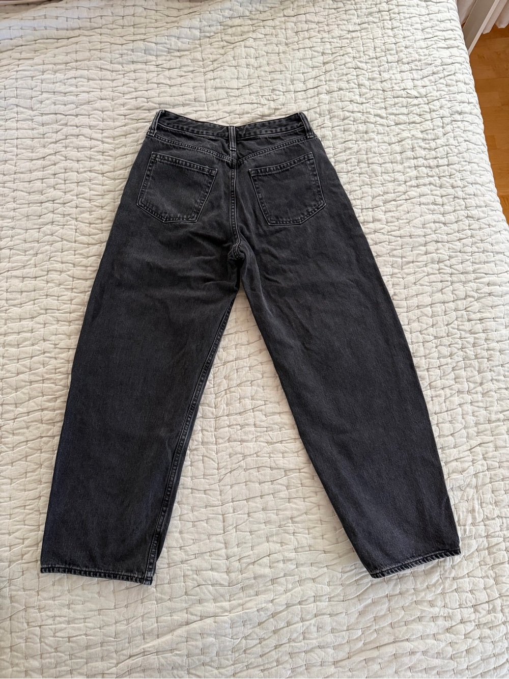 GAP - Curvy High Rise Barrel Jeans - Picture 6 of 6